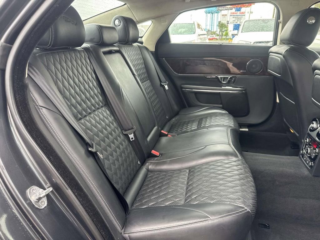 Used 2016 Jaguar XJ L Portfolio RWD image 11