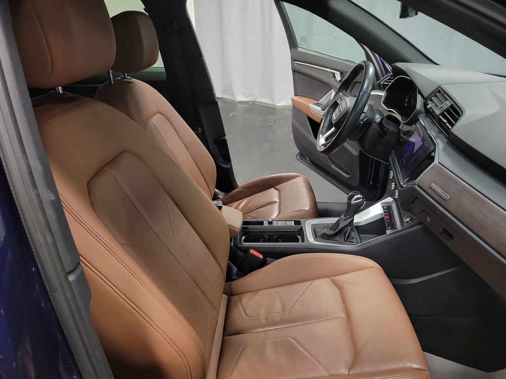 Used 2022 Audi Q3 2.0T Premium image 22