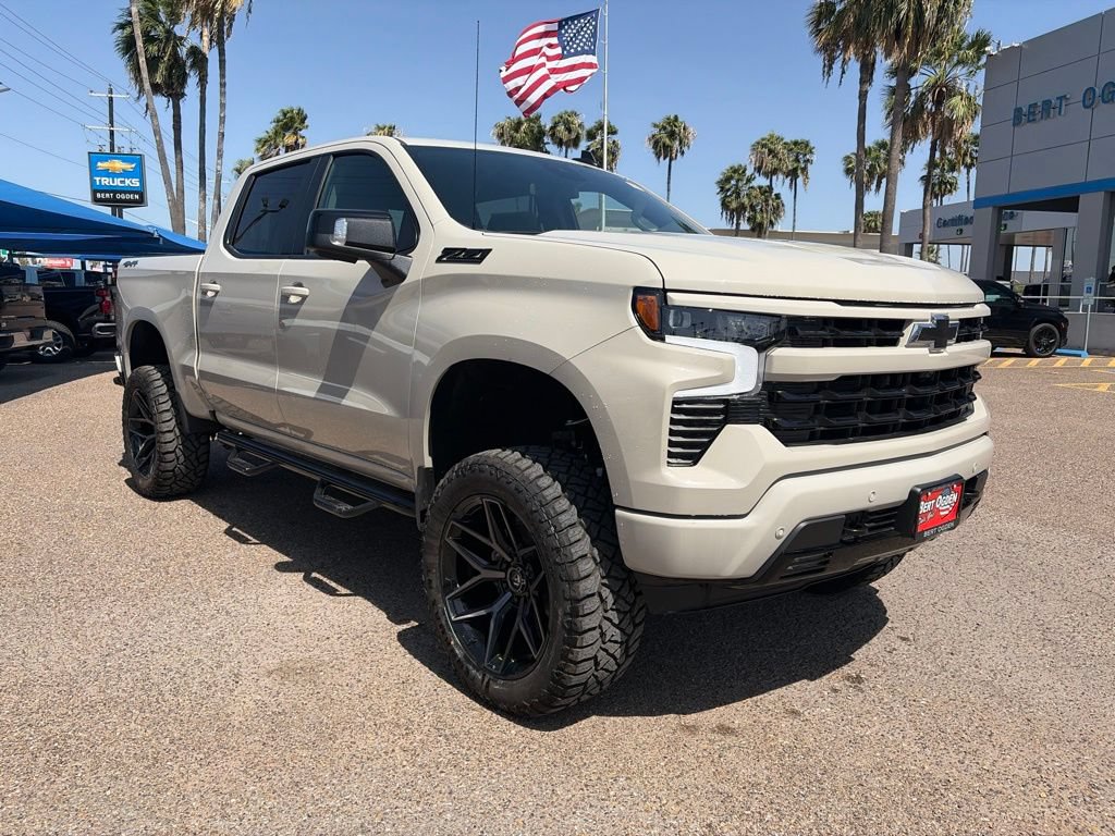 New 2026 Chevrolet Silverado 1500 RST w/ RST All Star Premium Package AWD/4WD image 1
