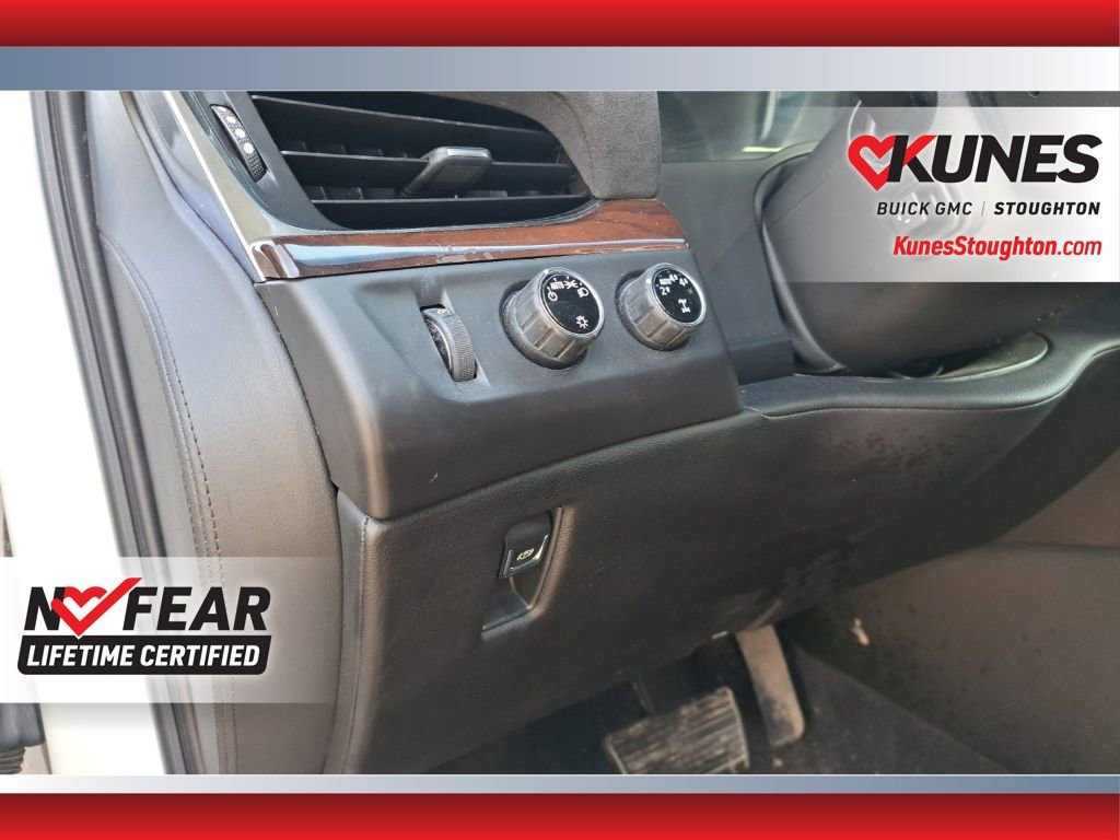 Used 2018 Cadillac Escalade Premium Luxury image 20