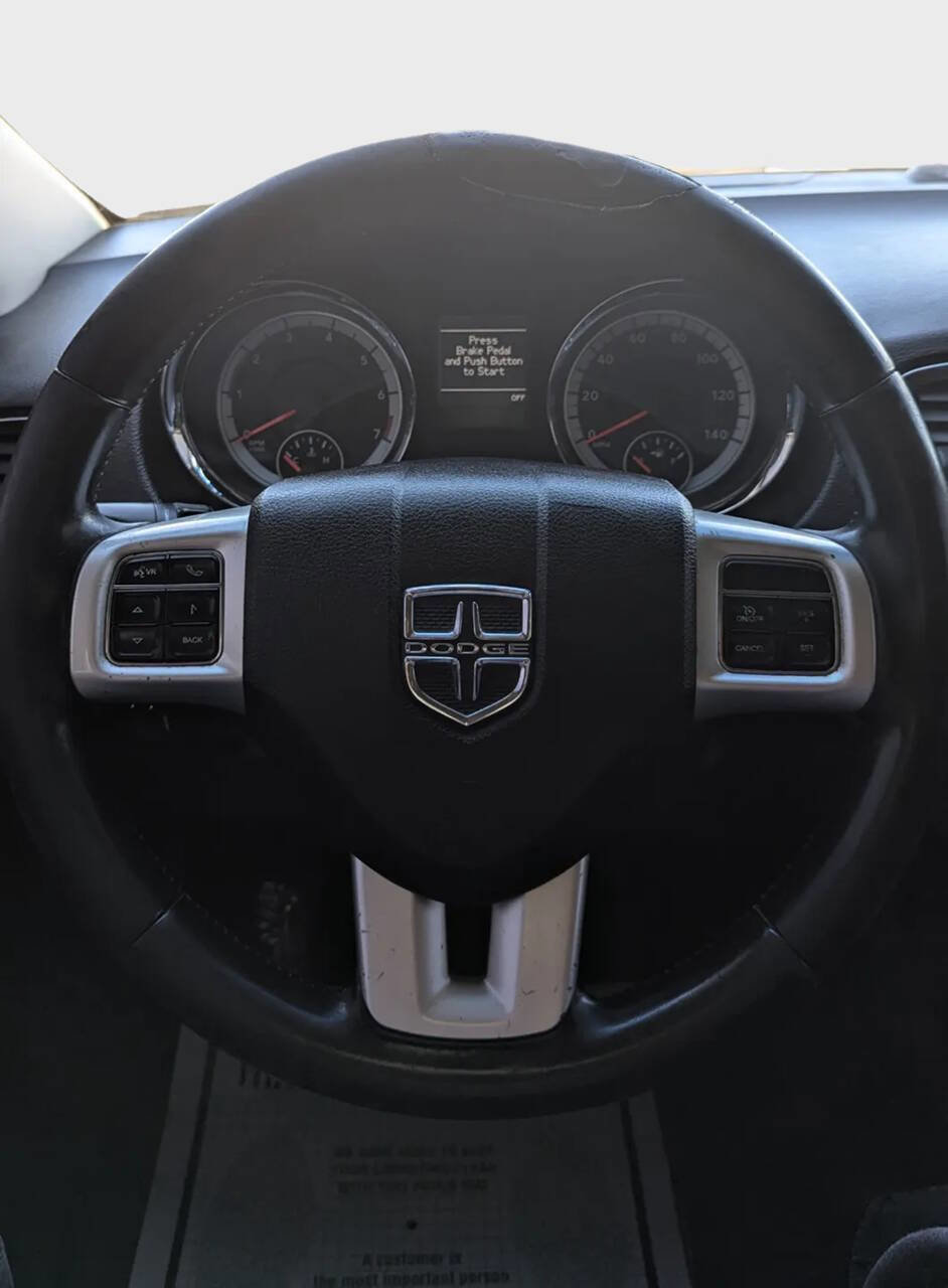 Used 2011 Dodge Durango Crew image 9