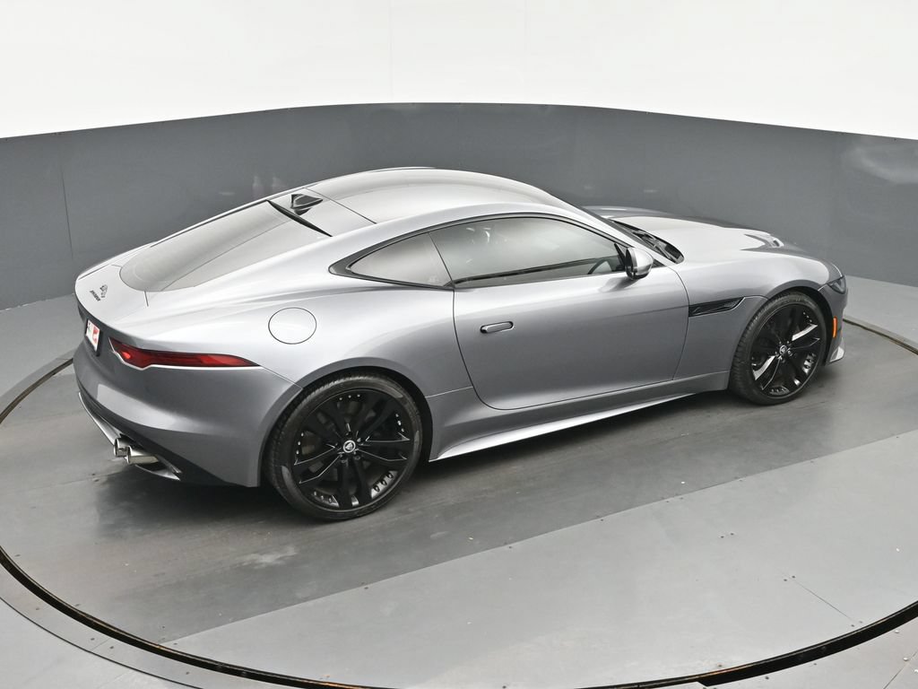 Used 2024 Jaguar F-TYPE R-Dynamic RWD image 32