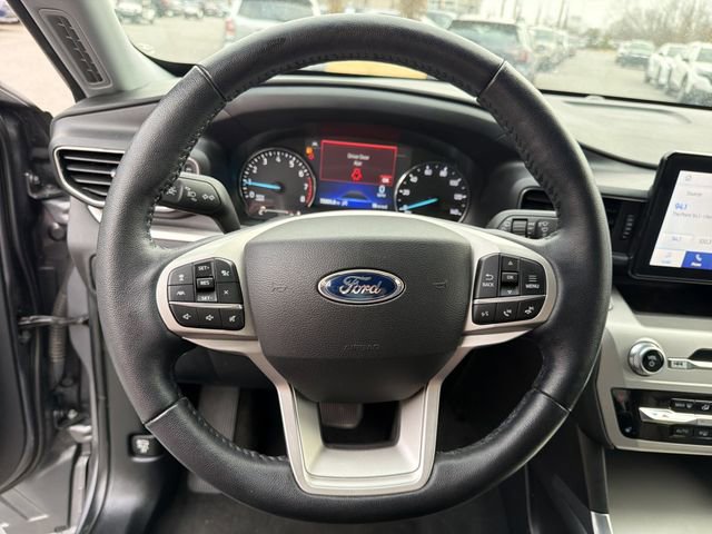 Used 2021 Ford Explorer XLT w/ Equipment Group 202A image 27