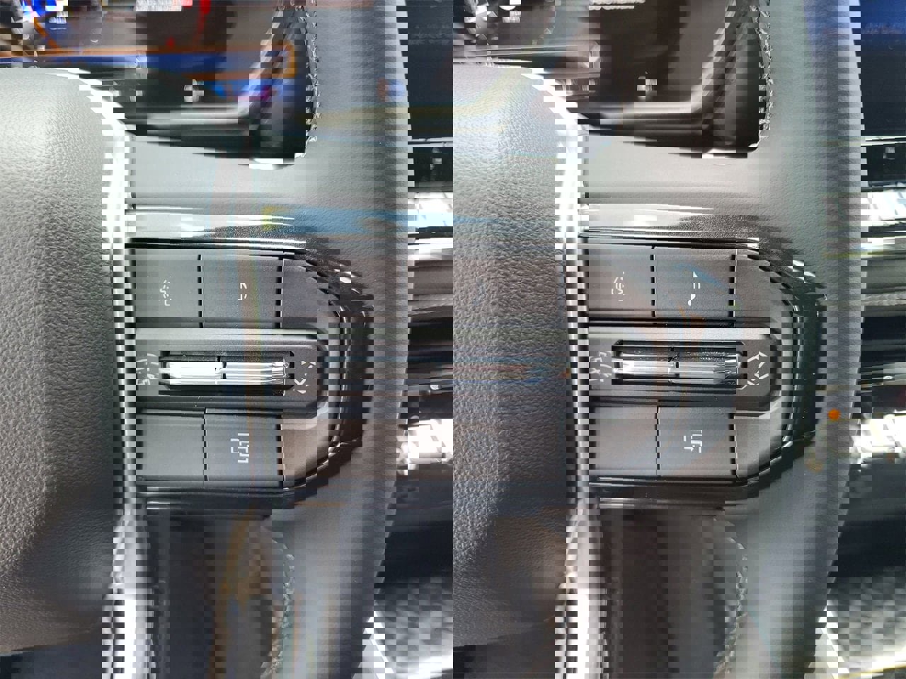 New 2026 Chevrolet Colorado LT image 19