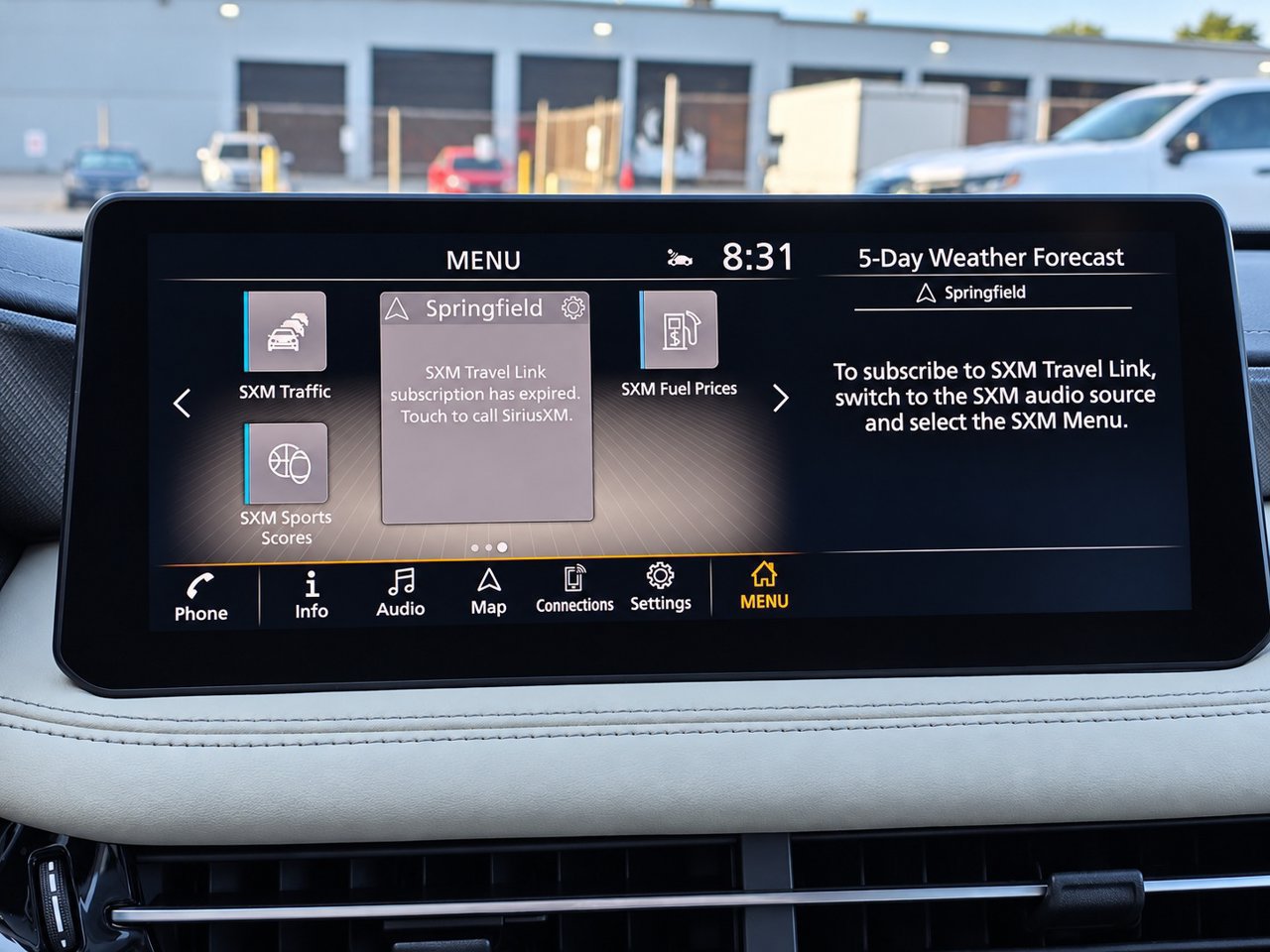 Used 2024 INFINITI QX60 Luxe w/ Vision Package FWD image 16