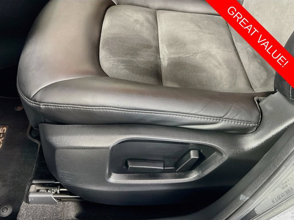Used 2021 MAZDA CX-5 Touring FWD image 18