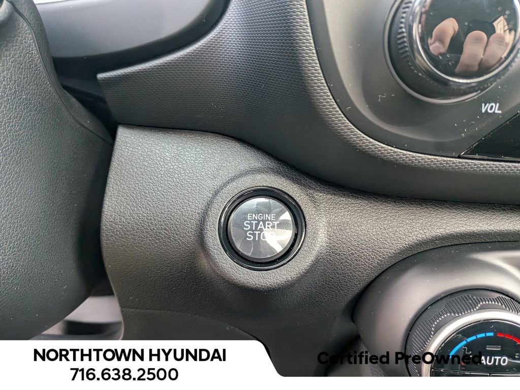 Certified 2026 Hyundai Venue SEL image 20