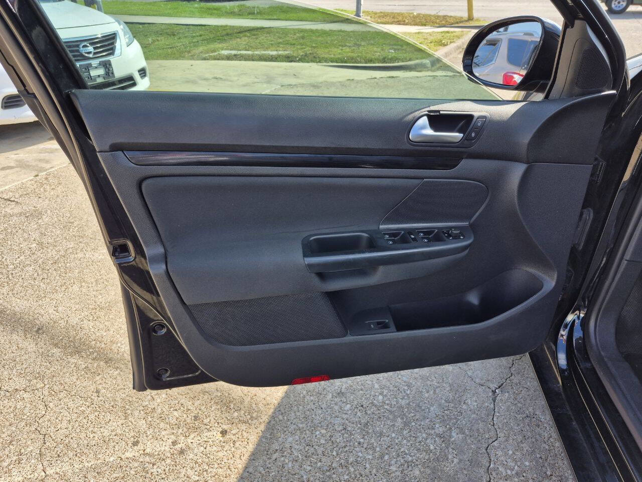 Used 2013 Volkswagen Jetta S image 11