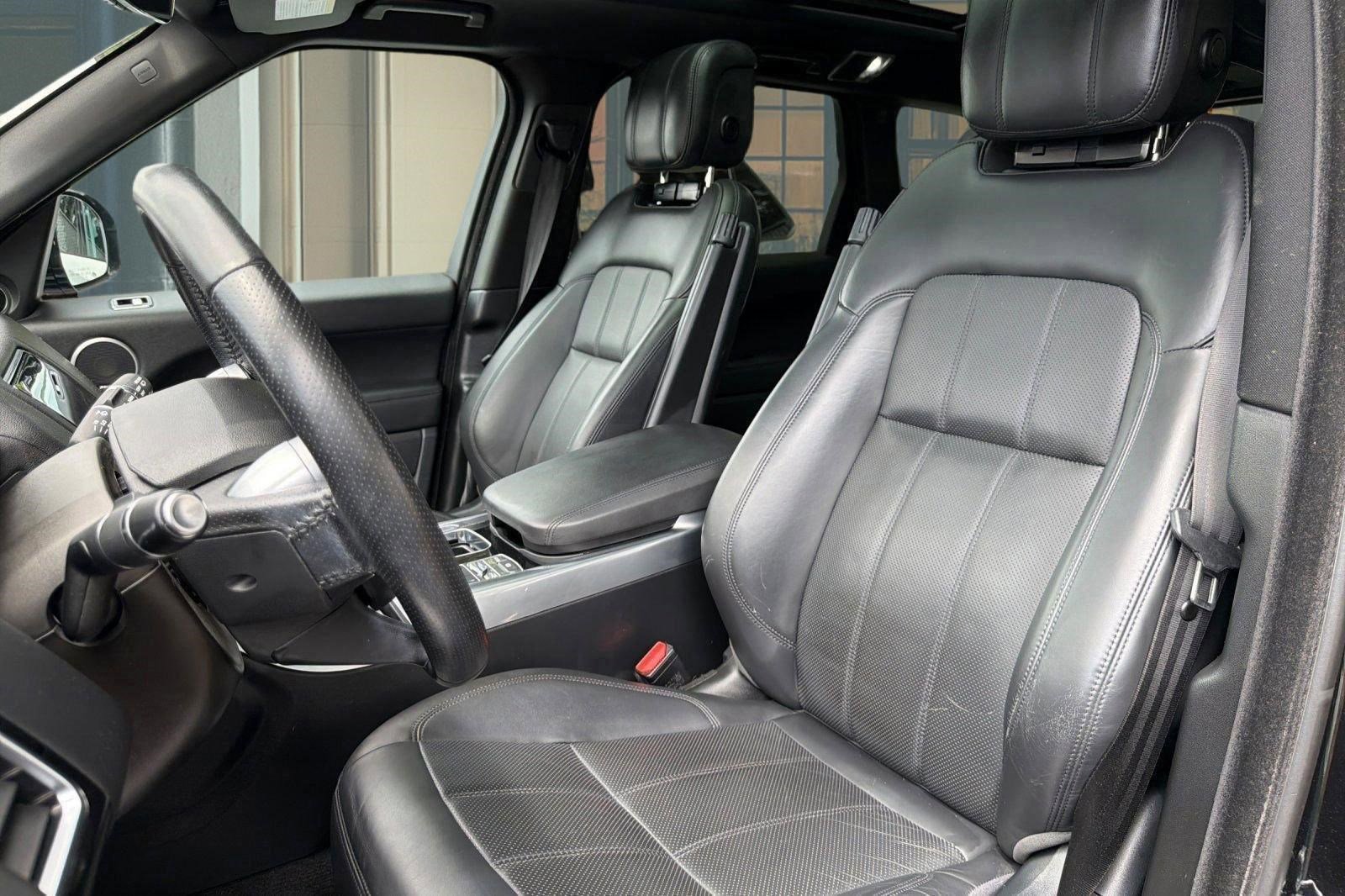 Used 2019 Land Rover Range Rover Sport HSE AWD/4WD image 24