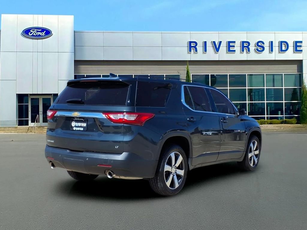 Used 2021 Chevrolet Traverse LT w/ LT Premium Package FWD image 7