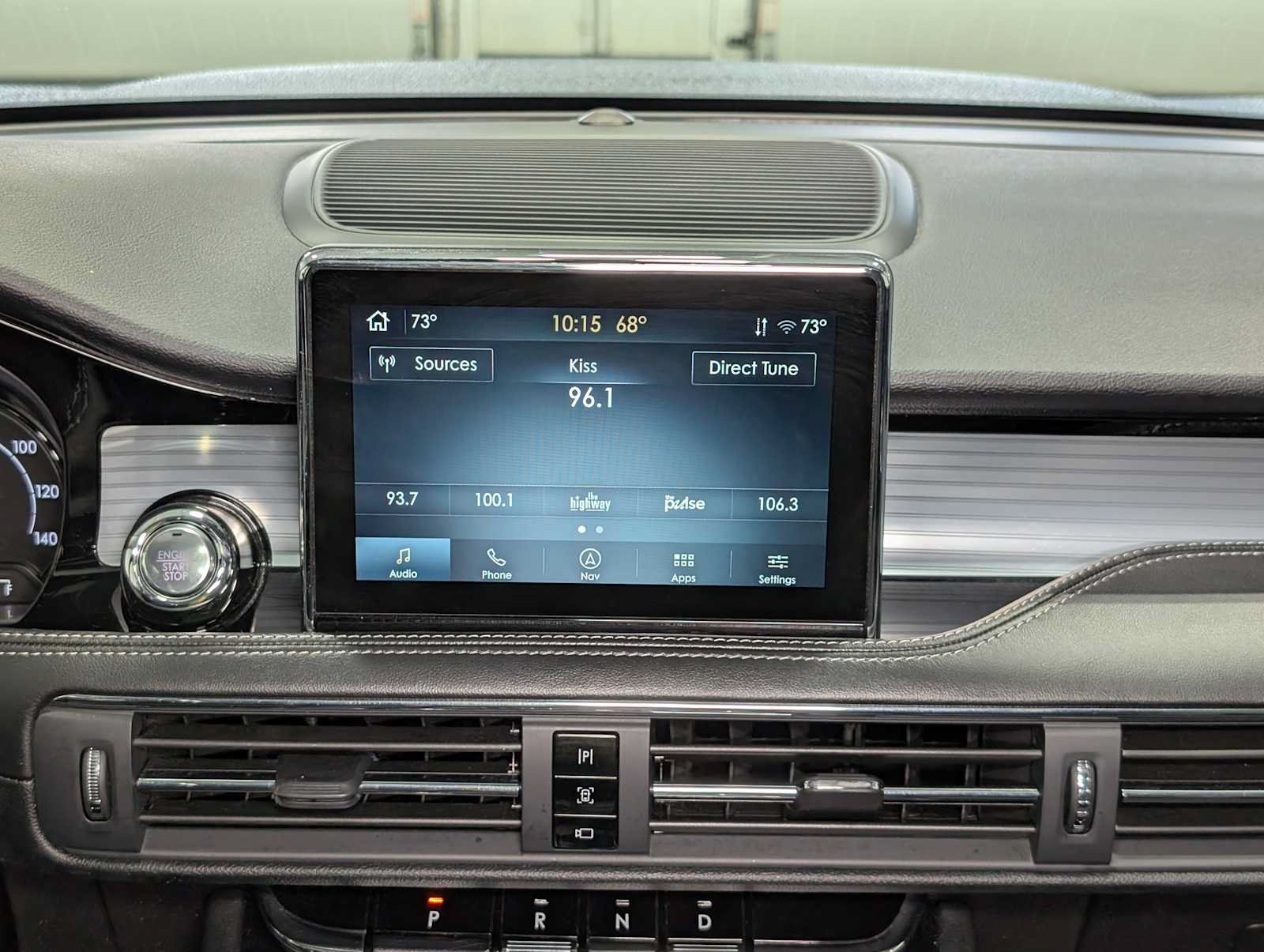 Used 2022 Lincoln Corsair AWD w/ Premium Package image 19