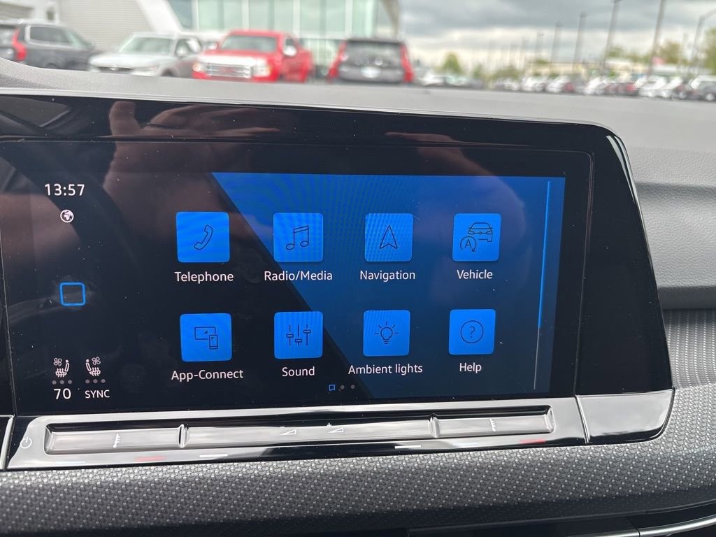 Used 2024 Volkswagen Golf R AWD/4WD image 15