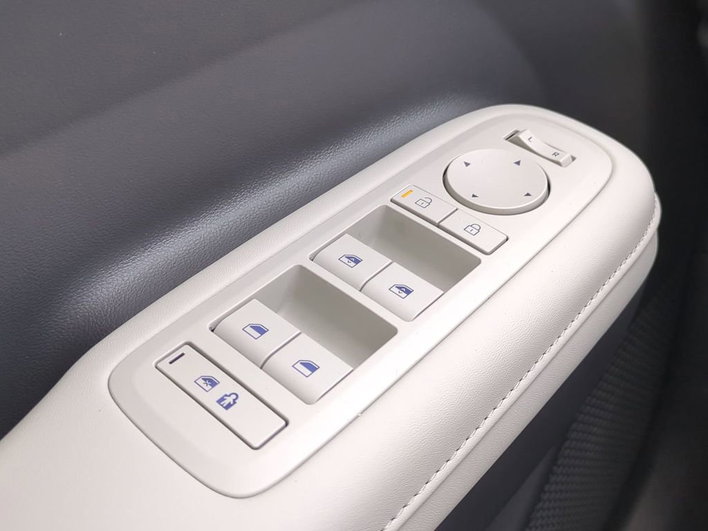 New 2026 Hyundai Santa Fe SEL image 31