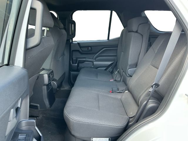 Used 2025 Toyota 4Runner SR5 AWD/4WD image 16
