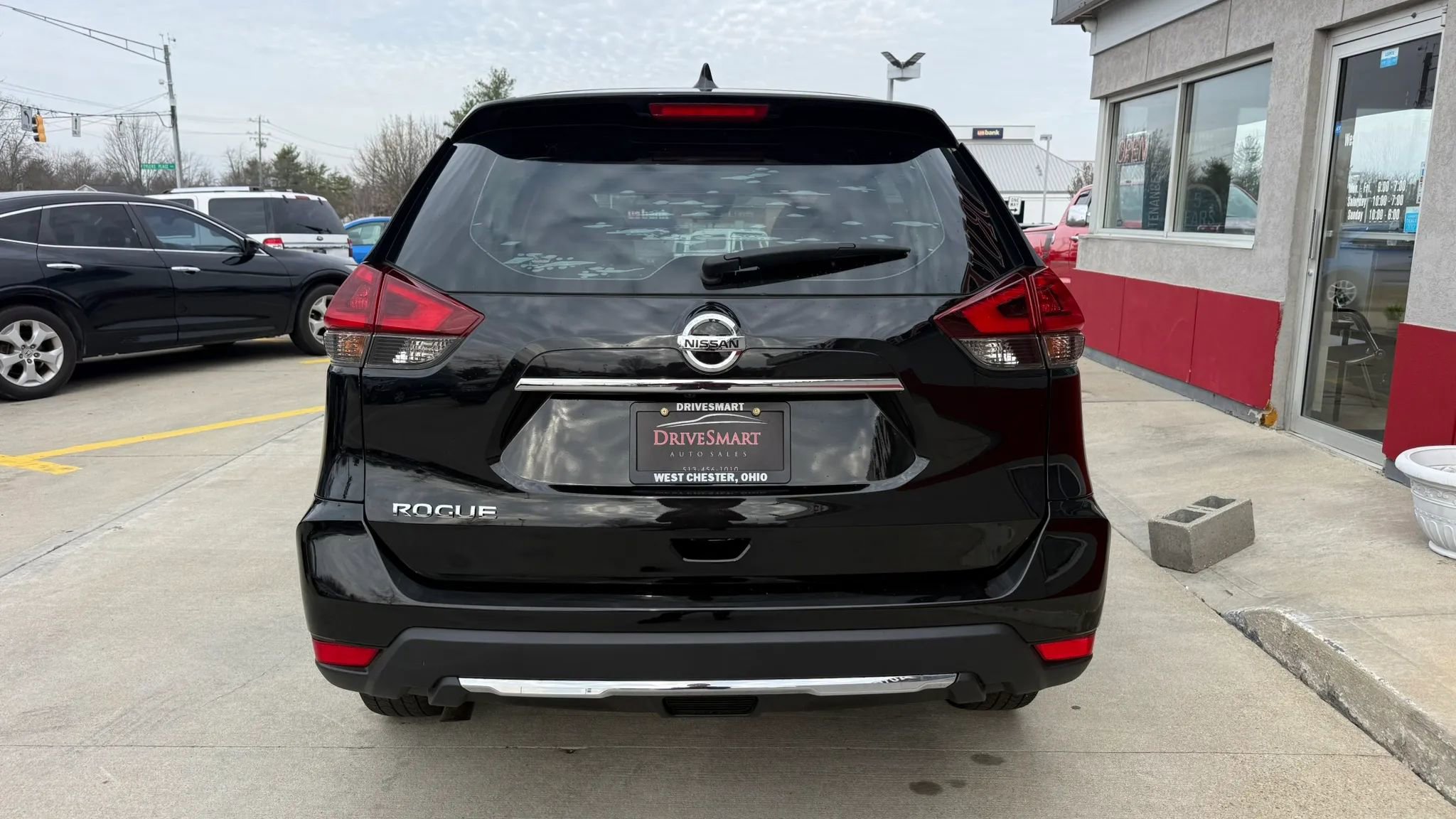 Used 2019 Nissan Rogue S image 7