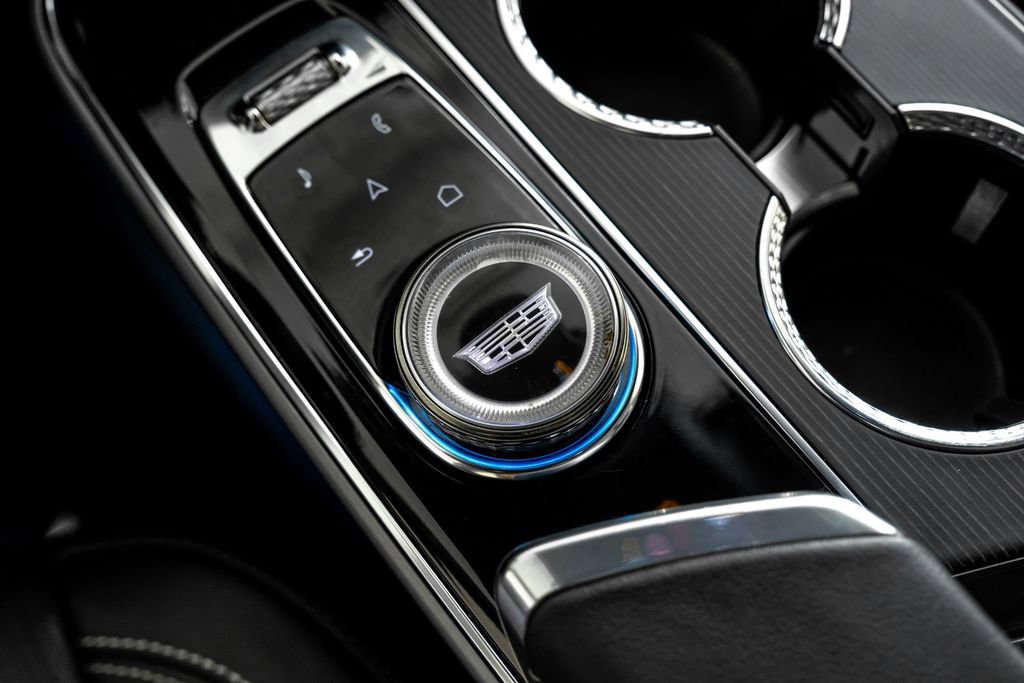 Used 2024 Cadillac Lyriq Luxury w/ LPO, Floor Liner Package image 25