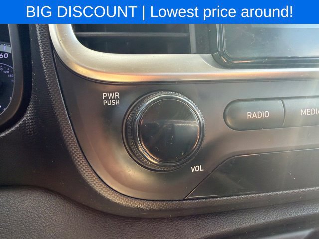 Used 2021 Hyundai Venue SEL FWD image 27