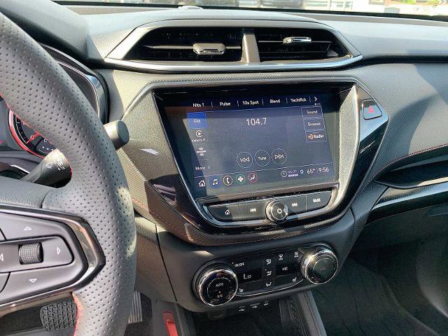 Certified 2023 Chevrolet TrailBlazer RS w/ Sun and Liftgate Package AWD/4WD image 13