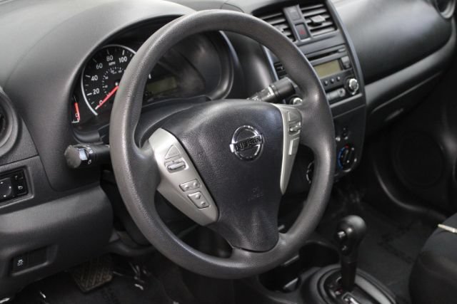 Used 2018 Nissan Versa S Plus FWD image 10
