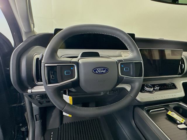 New 2025 Ford Expedition Max Active image 16