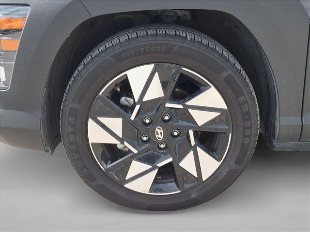 Used 2025 Hyundai Kona SEL FWD image 14