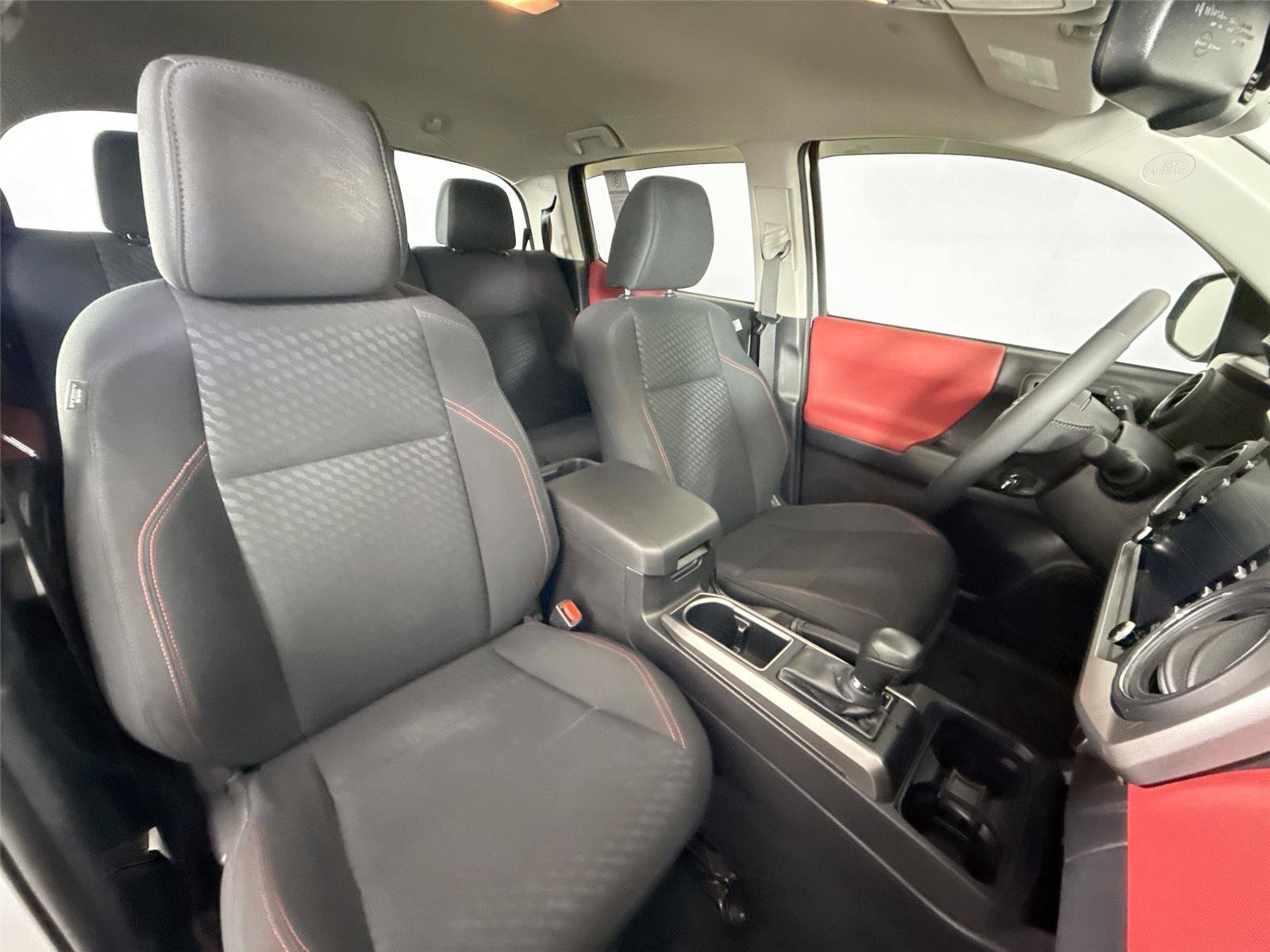 Certified 2023 Toyota Tacoma SR5 image 34