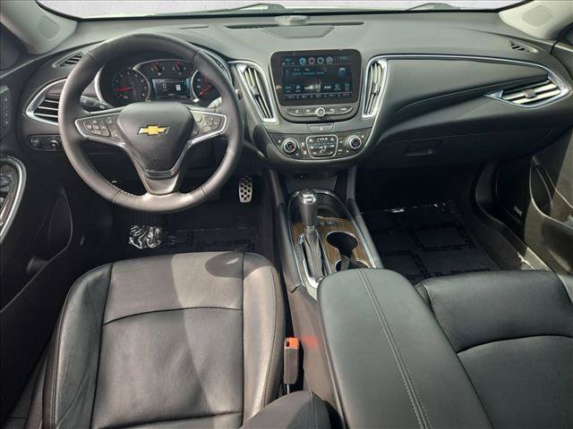 Certified 2017 Chevrolet Malibu Premier w/ Premier Sun and Wheel Package FWD image 18