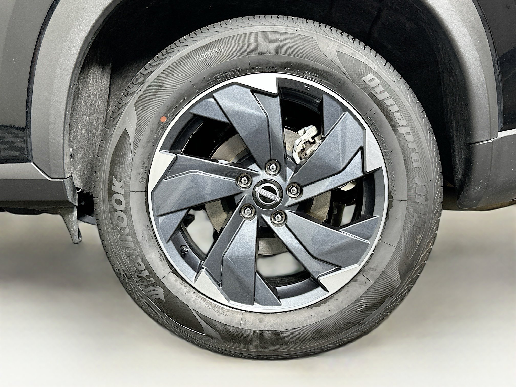 Used 2026 Nissan Rogue SV AWD/4WD image 11