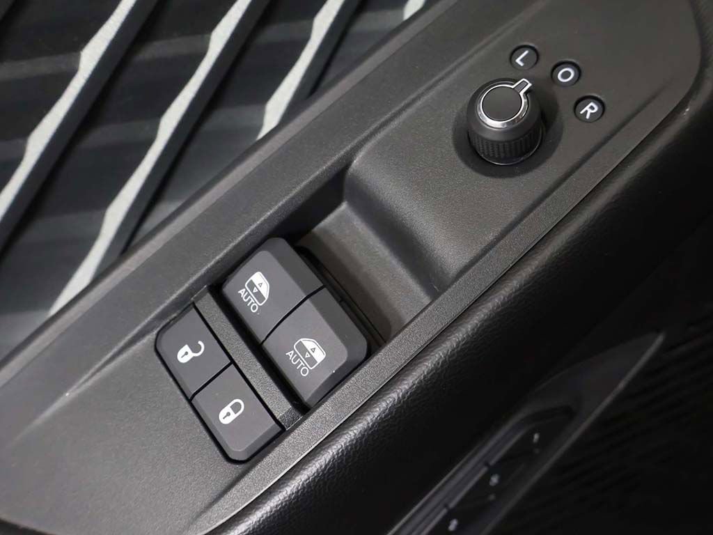 Used 2024 Dodge Charger R/T w/ Plus Group image 37