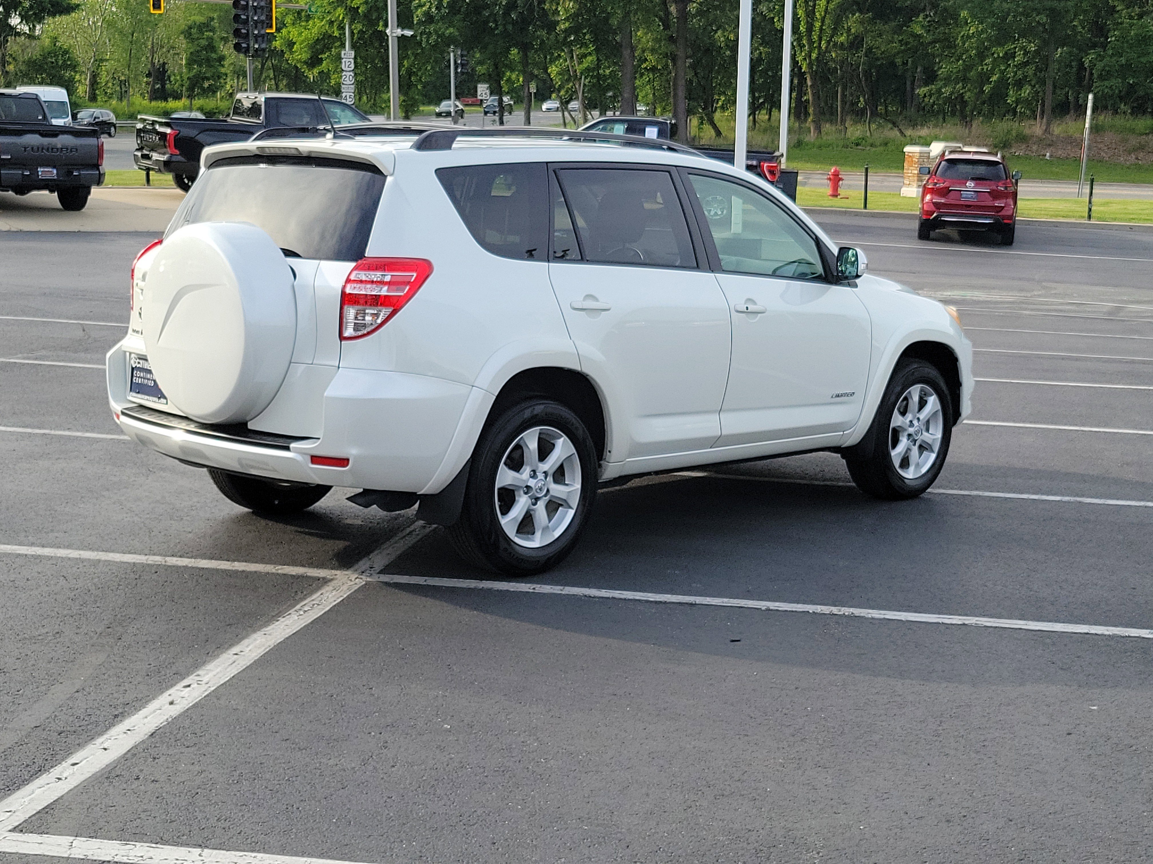 Used 2010 Toyota RAV4 Limited FWD image 5