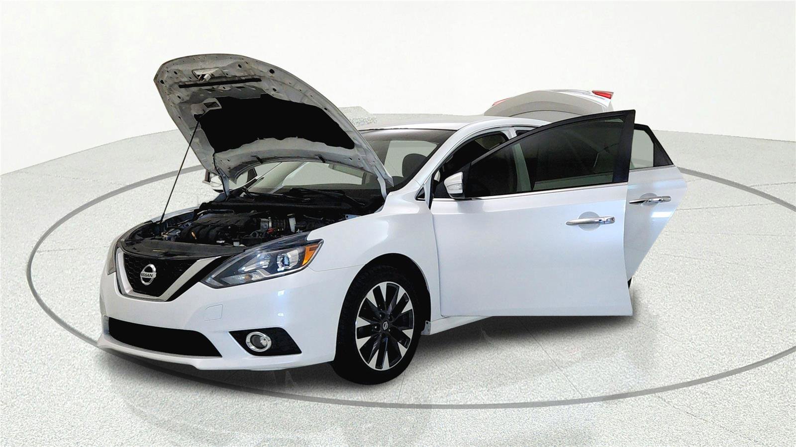 Used 2017 Nissan Sentra SR FWD image 31