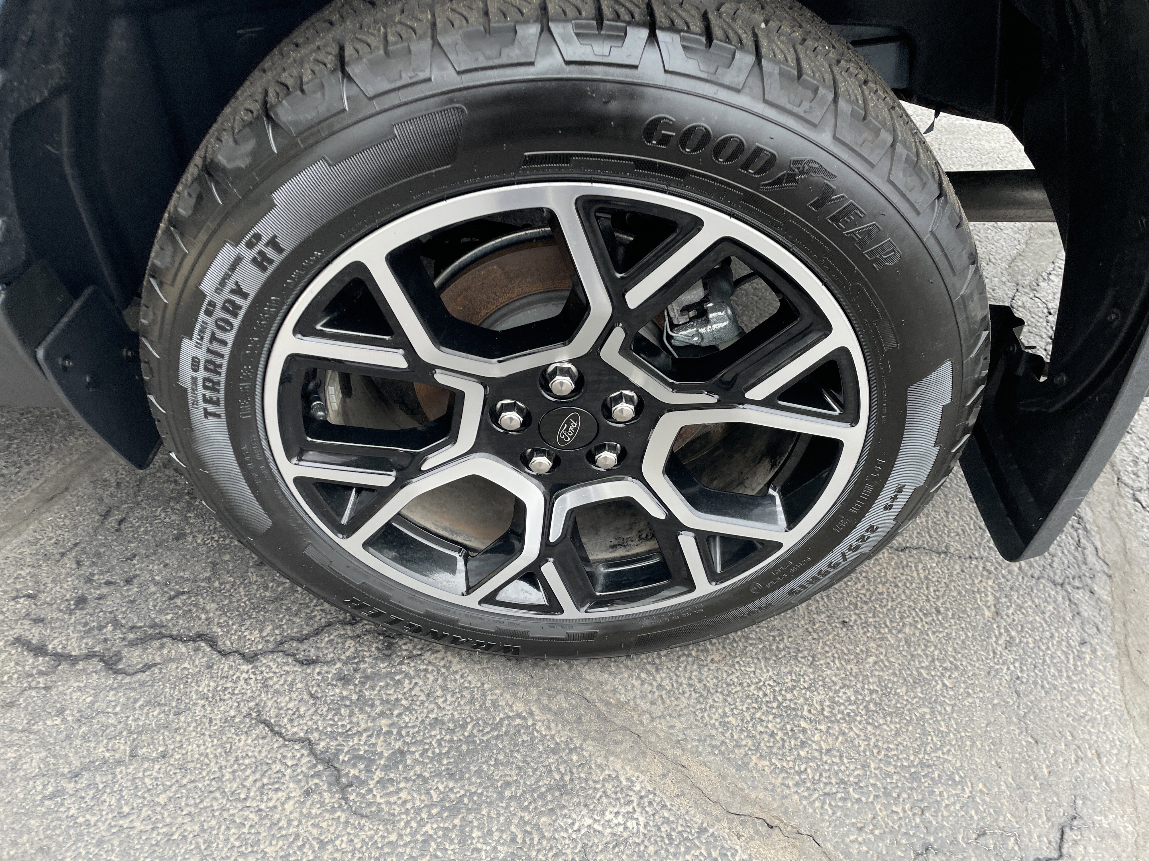 Used 2025 Ford Maverick Lariat w/ 4K Tow Package image 42