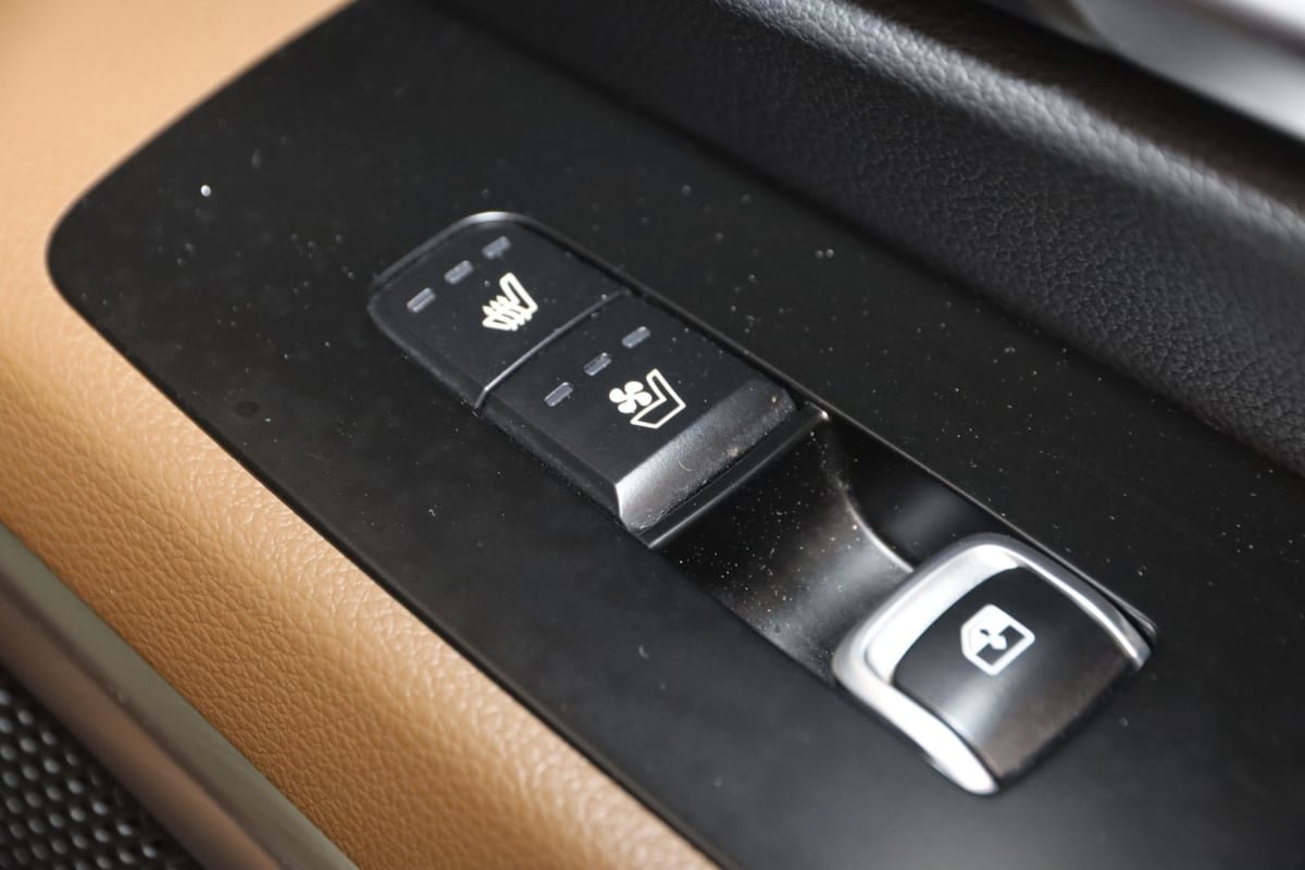 Used 2020 Kia Telluride SX w/ SX Prestige Package AWD/4WD image 17