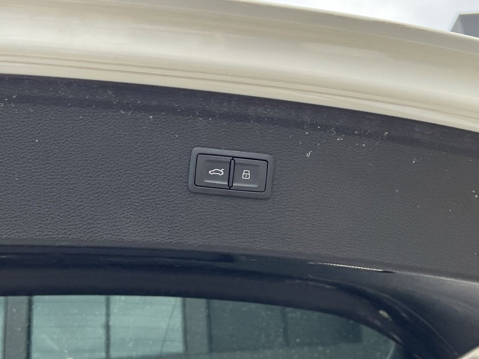 Used 2021 Audi SQ5 Prestige image 25