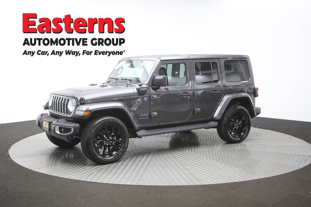Used 2025 Jeep Wrangler Unlimited Sahara AWD/4WD image 53