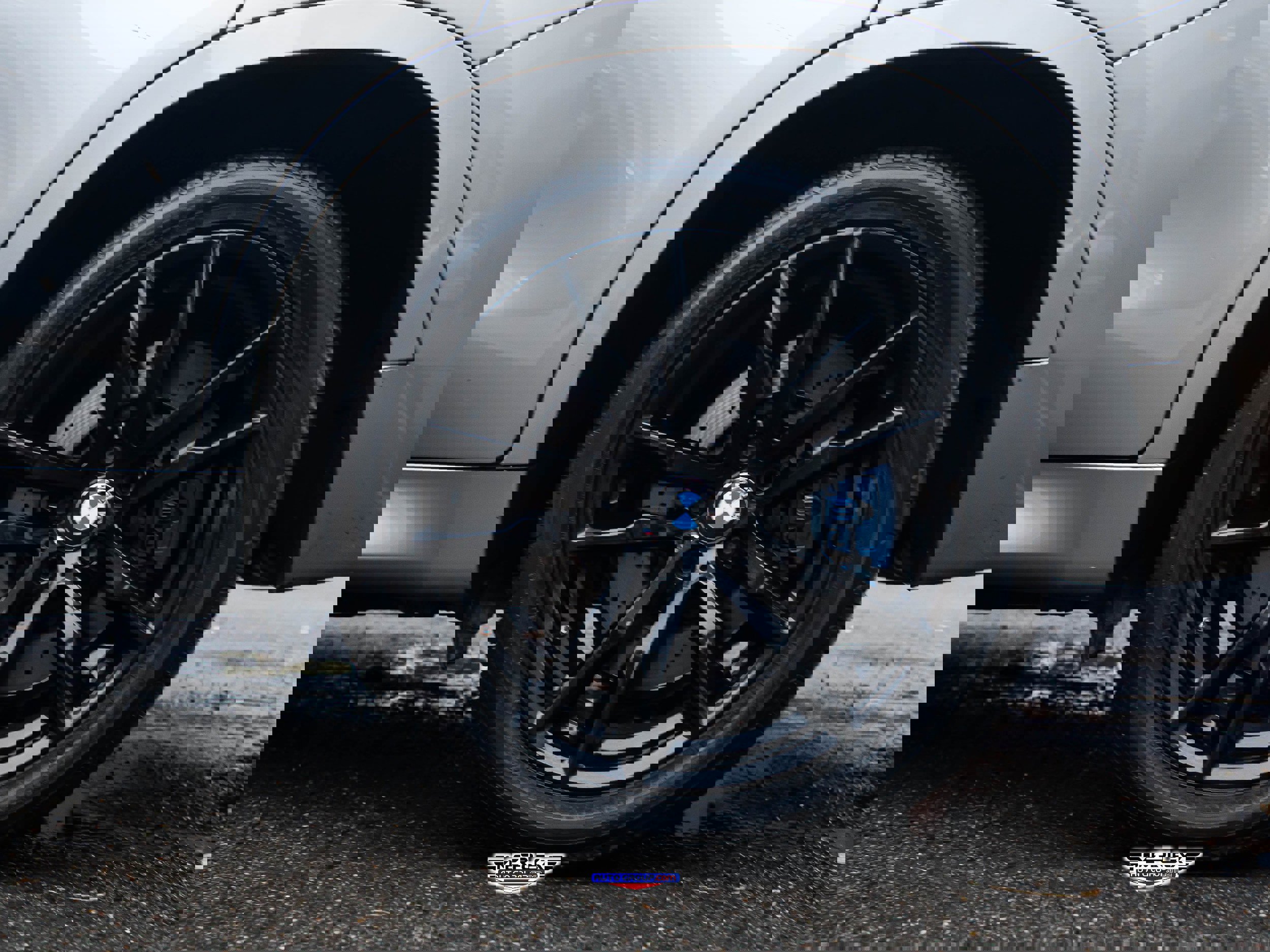 Used 2017 BMW X6 M w/ Executive Package image 12