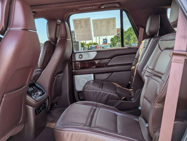 Certified 2020 Lincoln Navigator Black Label w/ Cargo Convenience Package AWD/4WD image 14