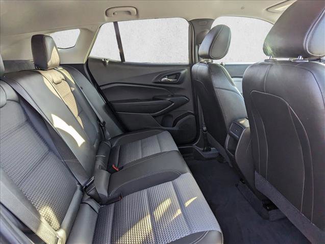 Used 2024 Chevrolet Trax LT w/ LT Convenience Package image 19