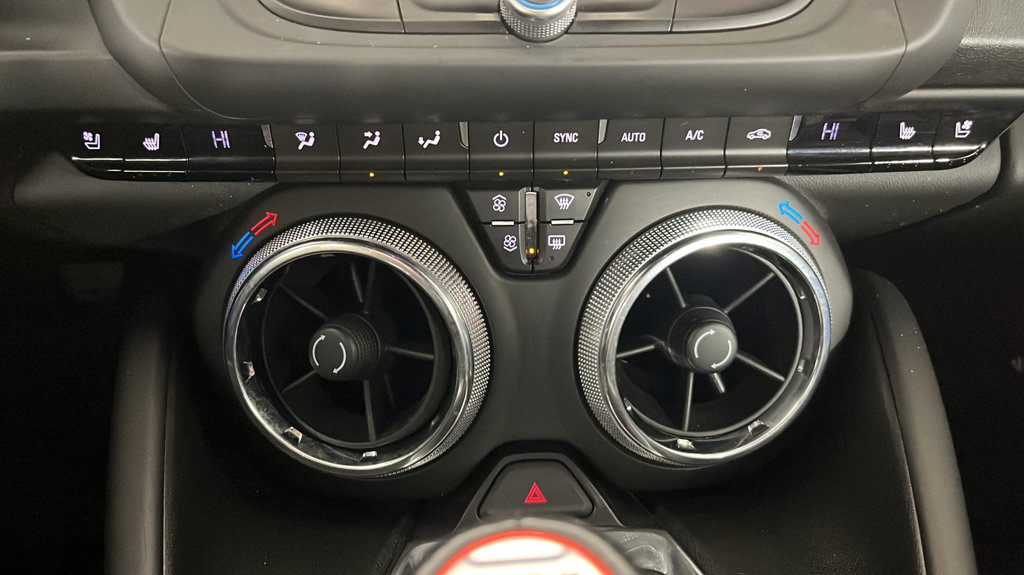 Used 2017 Chevrolet Camaro SS RWD image 32