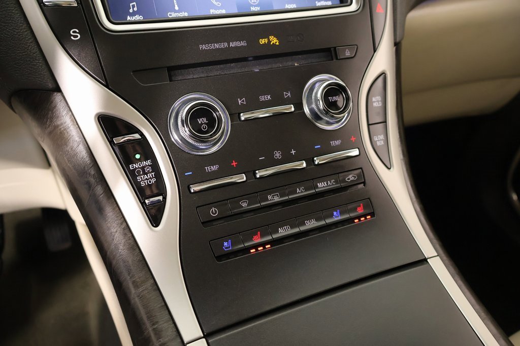 Used 2020 Lincoln Nautilus Reserve w/ Equipment Group 201A image 8