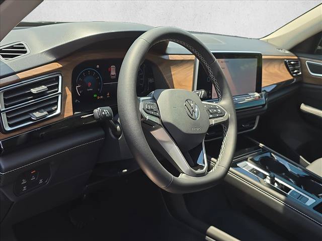 New 2026 Volkswagen Atlas SE FWD image 8
