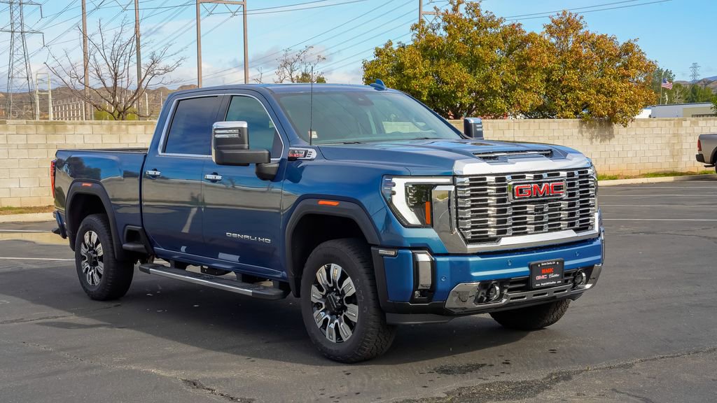 New 2025 GMC Sierra 2500 Denali w/ Technology Package image 6