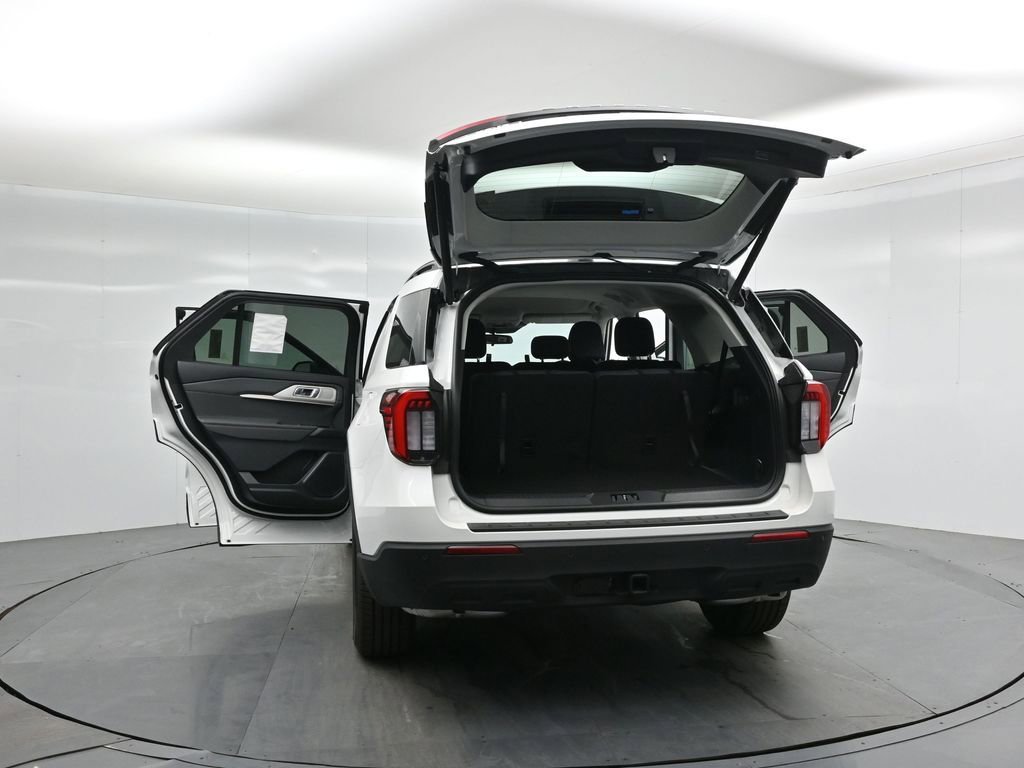 New 2026 Ford Explorer Active AWD/4WD image 35