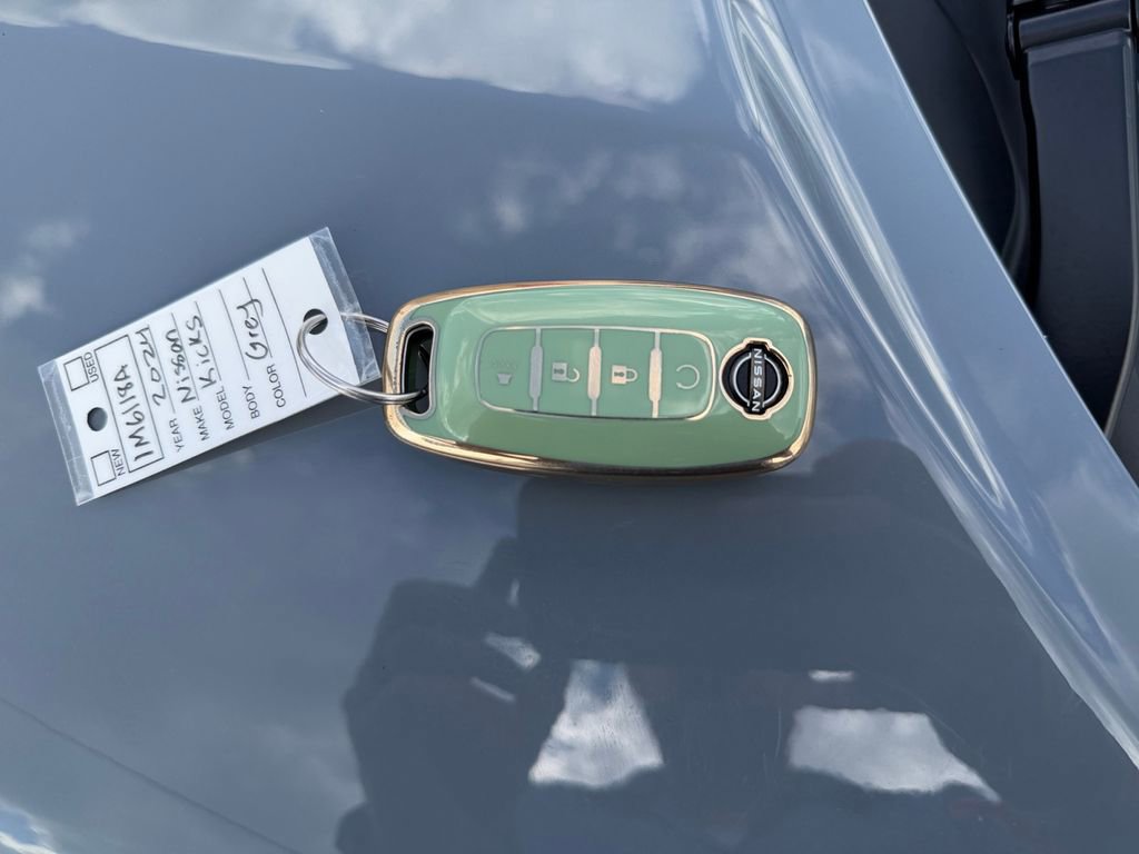 Used 2024 Nissan Kicks SR FWD image 32