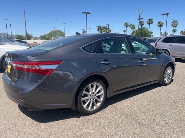 Used 2013 Toyota Avalon Limited image 4