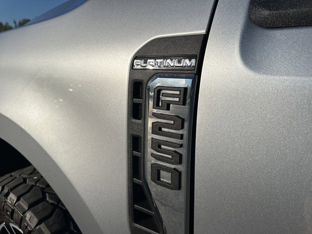 Used 2024 Ford F250 Platinum image 45