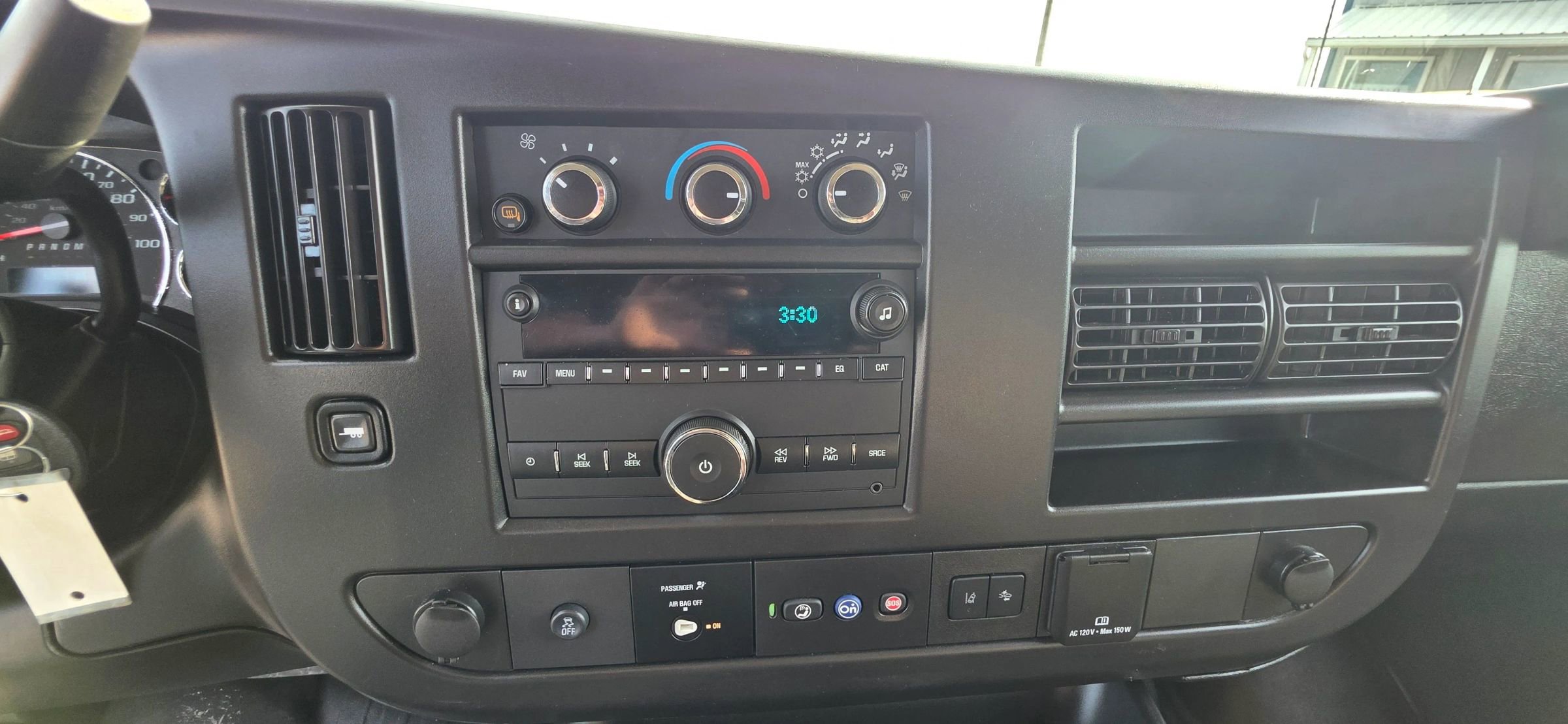 Used 2024 Chevrolet Express 3500 LT w/ LT Preferred Equipment Group image 19