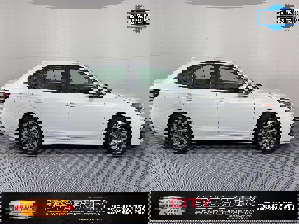 Used 2025 Subaru Legacy Limited w/ Popular Package #3 image 8