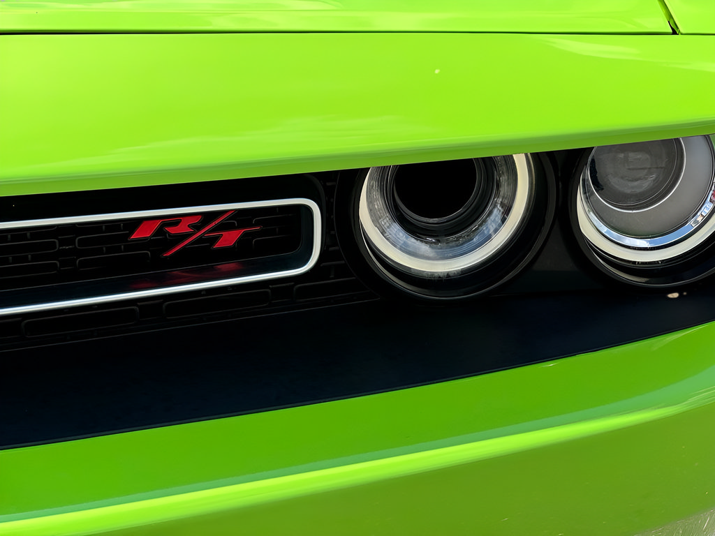 Used 2015 Dodge Challenger R/T Plus RWD image 33