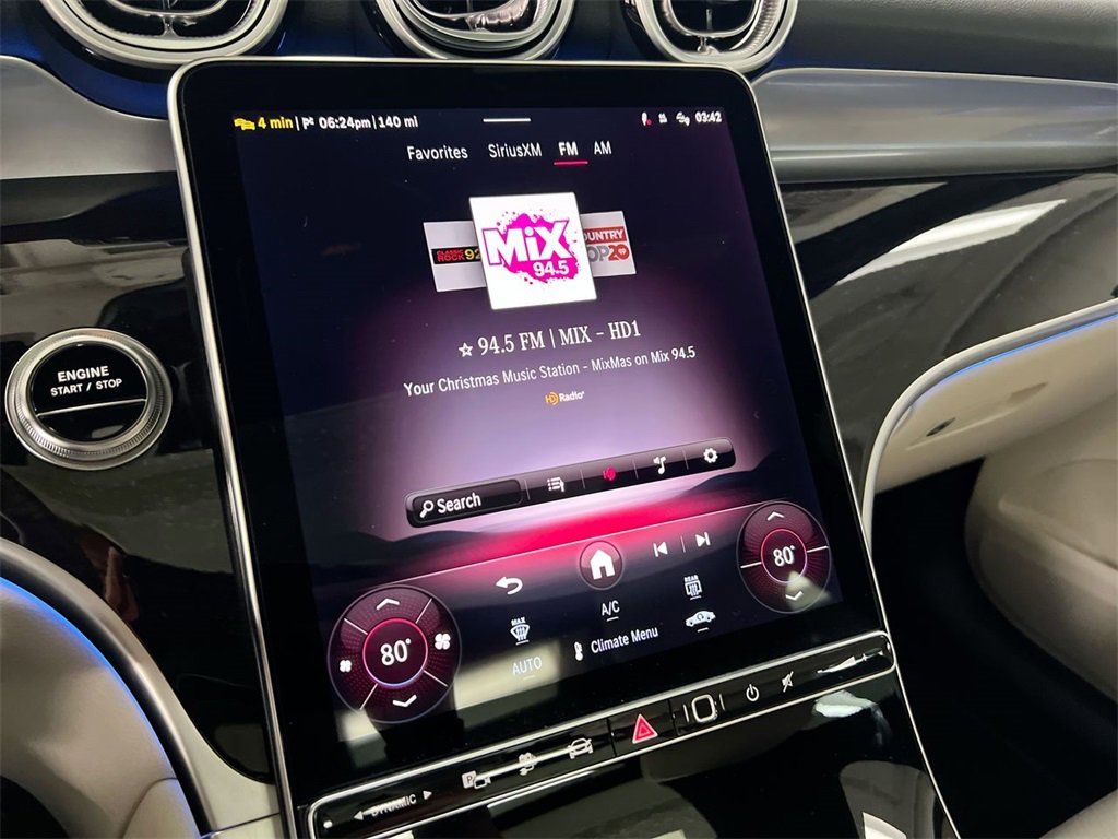 Used 2025 Mercedes-Benz GLC 350e 4MATIC image 13